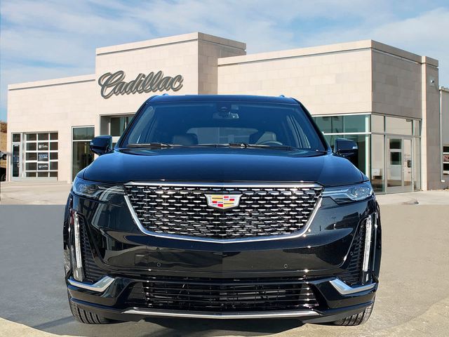 2025 Cadillac XT6 FWD Luxury