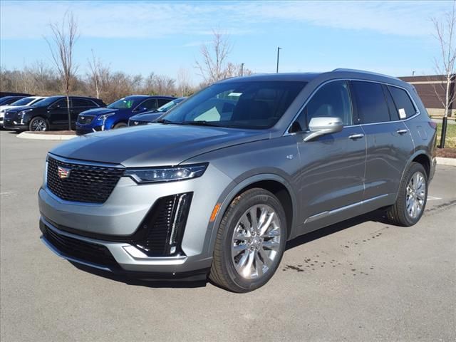 2025 Cadillac XT6 Premium Luxury