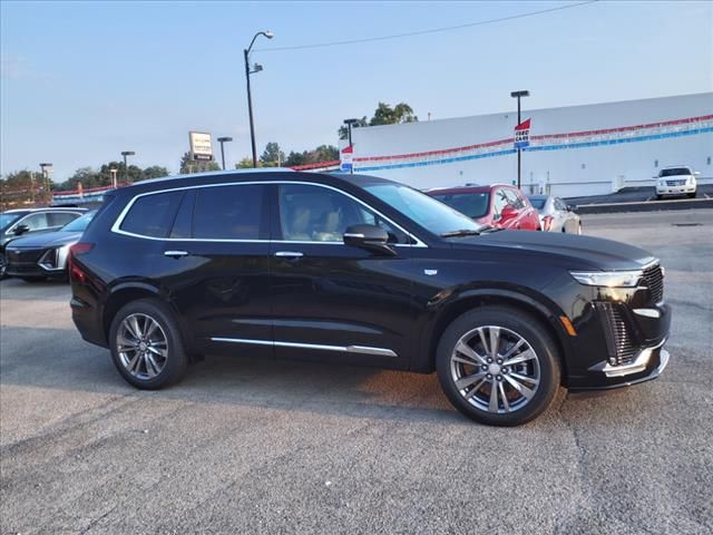 2025 Cadillac XT6 Premium Luxury