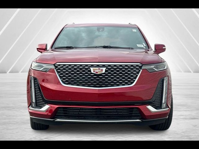 2025 Cadillac XT6 FWD Luxury