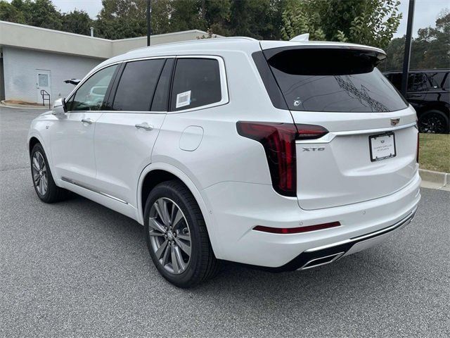 2025 Cadillac XT6 Premium Luxury