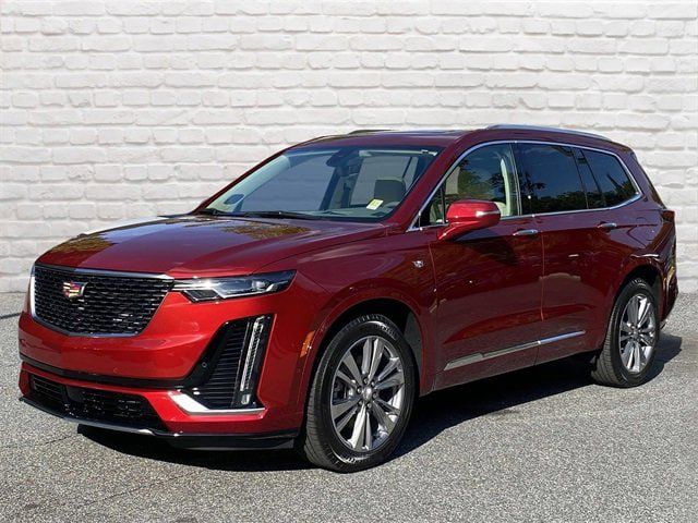 2025 Cadillac XT6 Premium Luxury