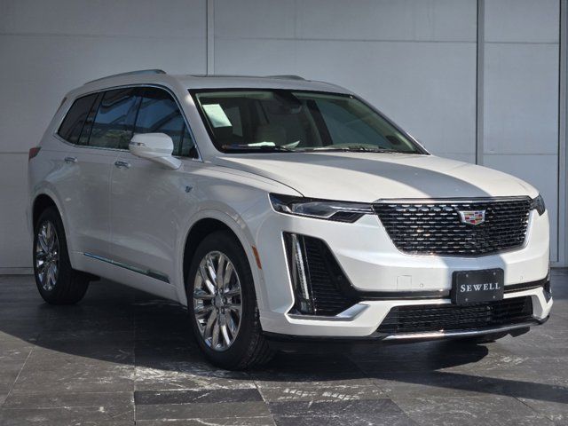 2025 Cadillac XT6 Premium Luxury