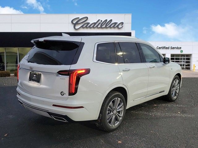 2025 Cadillac XT6 Premium Luxury
