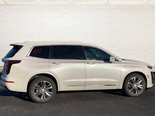 2025 Cadillac XT6 Premium Luxury