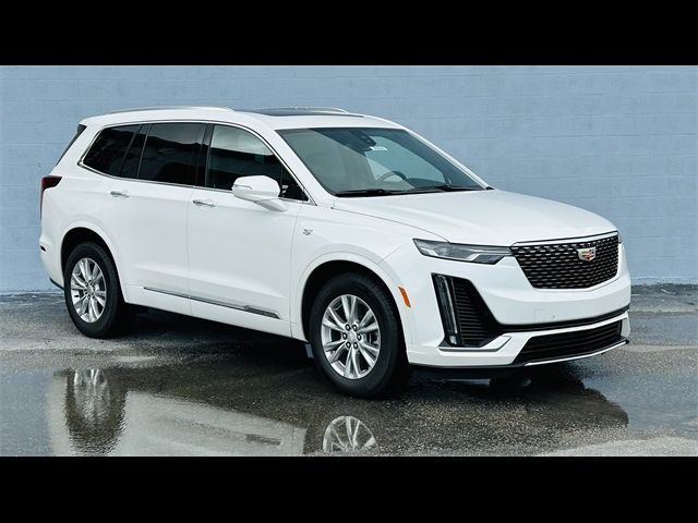 2025 Cadillac XT6 FWD Luxury