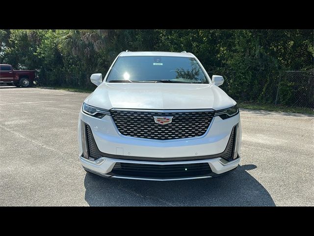 2025 Cadillac XT6 FWD Luxury