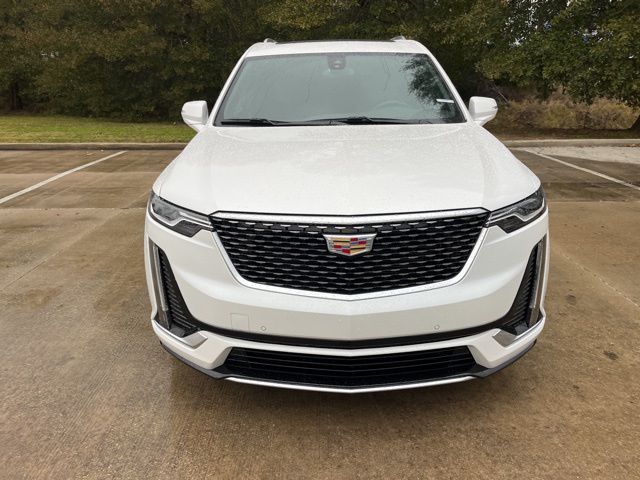 2025 Cadillac XT6 FWD Luxury