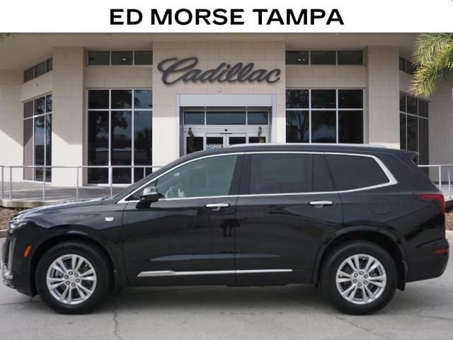 2025 Cadillac XT6 FWD Luxury
