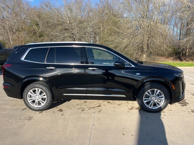 2025 Cadillac XT6 FWD Luxury