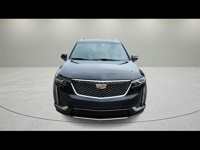 2025 Cadillac XT6 FWD Luxury