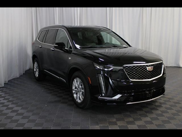2025 Cadillac XT6 FWD Luxury