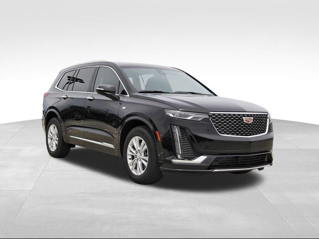 2025 Cadillac XT6 FWD Luxury