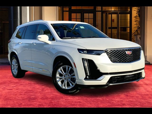 2025 Cadillac XT6 FWD Luxury