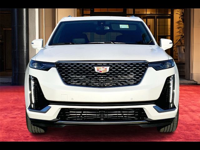 2025 Cadillac XT6 FWD Luxury