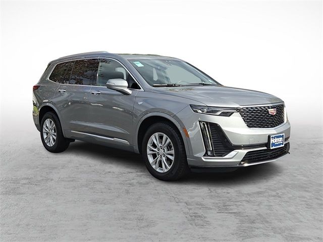 2025 Cadillac XT6 FWD Luxury