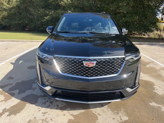 2025 Cadillac XT6 FWD Luxury