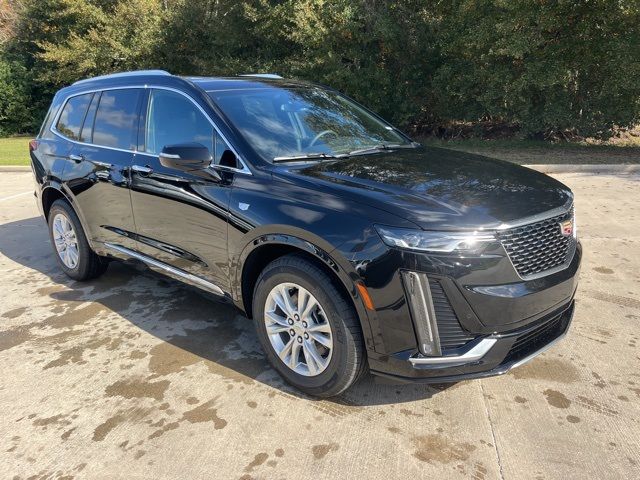 2025 Cadillac XT6 FWD Luxury