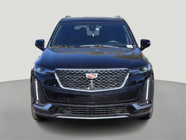 2025 Cadillac XT6 FWD Luxury