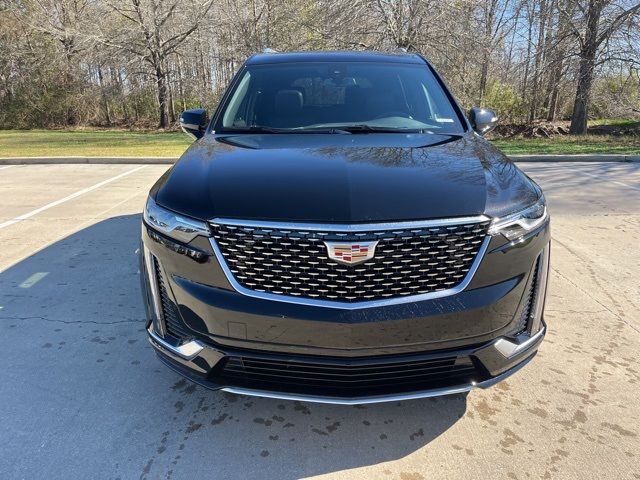 2025 Cadillac XT6 FWD Luxury