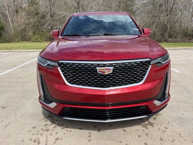 2025 Cadillac XT6 FWD Luxury