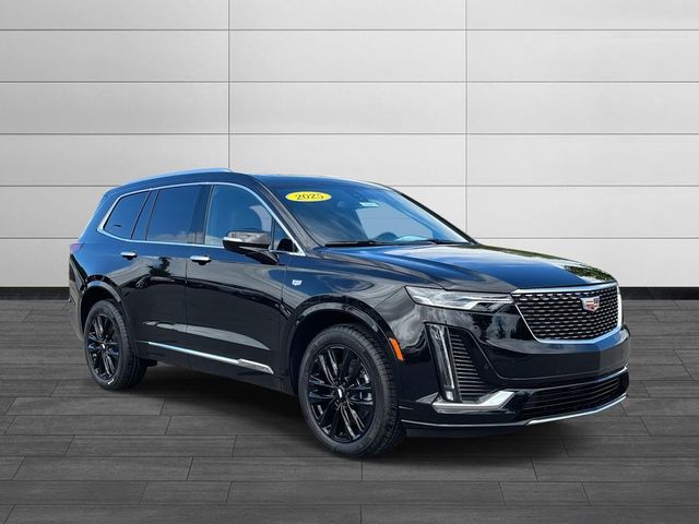 2025 Cadillac XT6 FWD Luxury