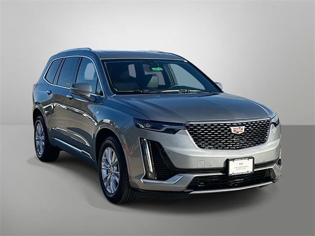 2025 Cadillac XT6 AWD Luxury