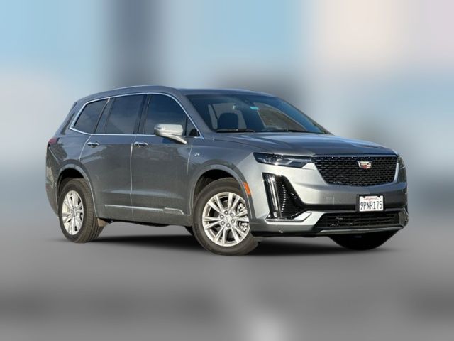 2025 Cadillac XT6 AWD Luxury