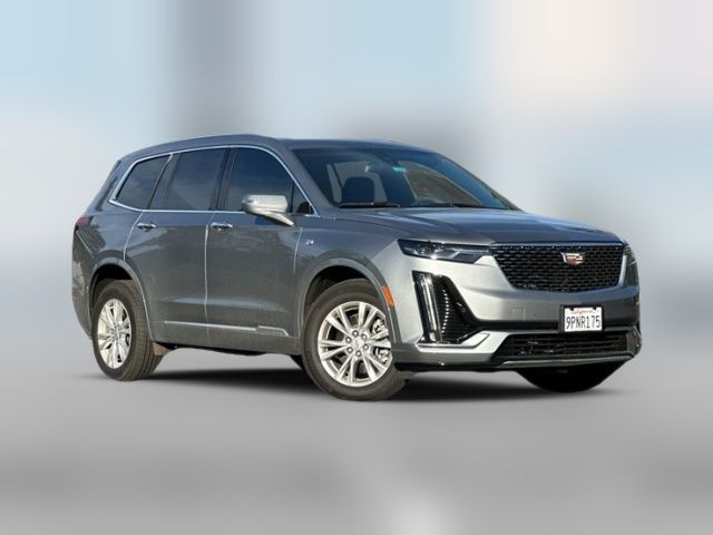 2025 Cadillac XT6 AWD Luxury