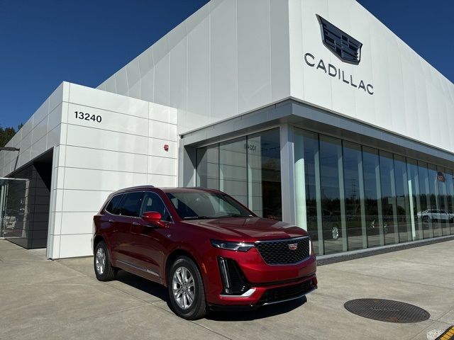 2025 Cadillac XT6 AWD Luxury