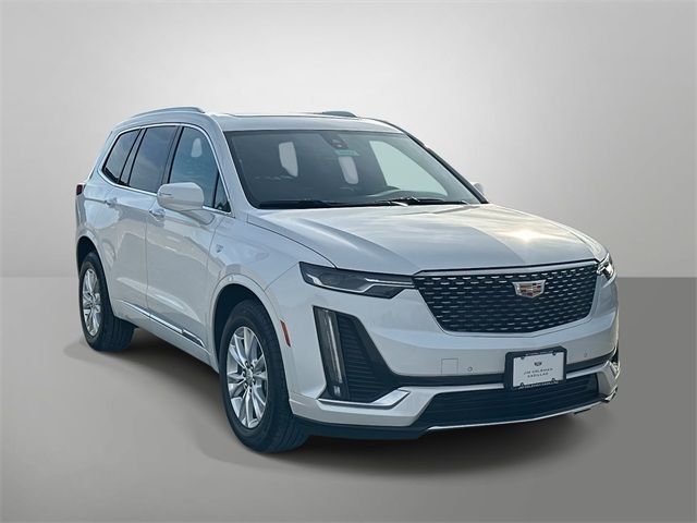 2025 Cadillac XT6 AWD Luxury