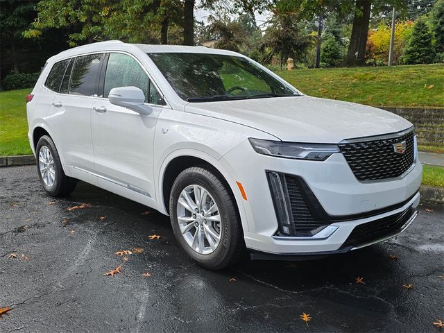 2025 Cadillac XT6 AWD Luxury
