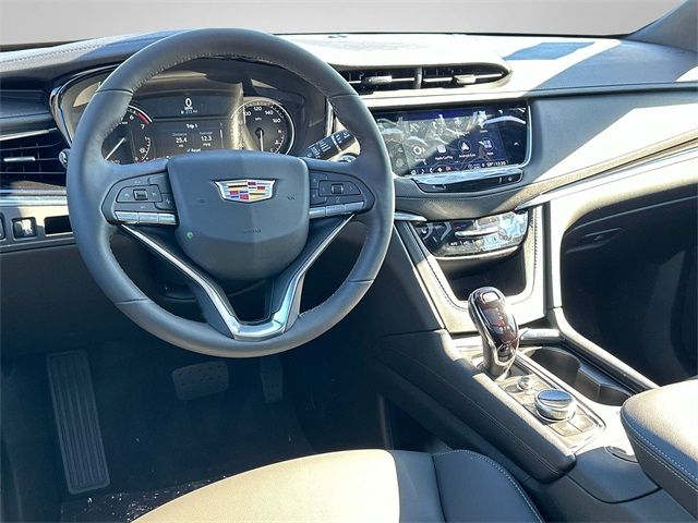 2025 Cadillac XT6 AWD Luxury