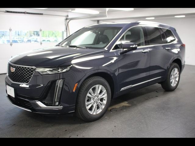 2025 Cadillac XT6 AWD Luxury