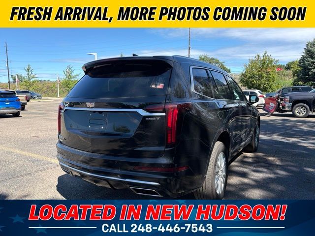 2025 Cadillac XT6 AWD Luxury