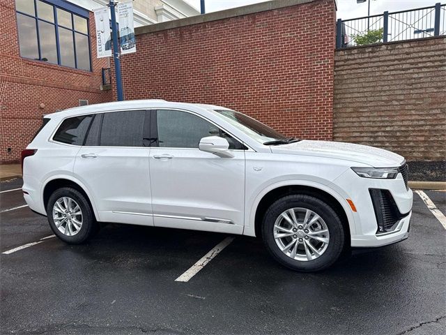 2025 Cadillac XT6 AWD Luxury