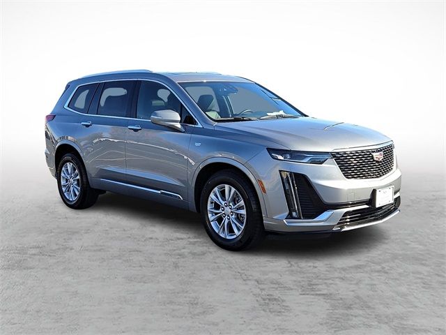 2025 Cadillac XT6 AWD Luxury