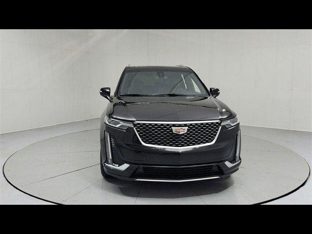 2025 Cadillac XT6 AWD Luxury