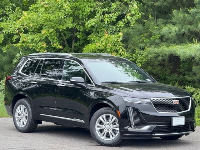 2025 Cadillac XT6 AWD Luxury