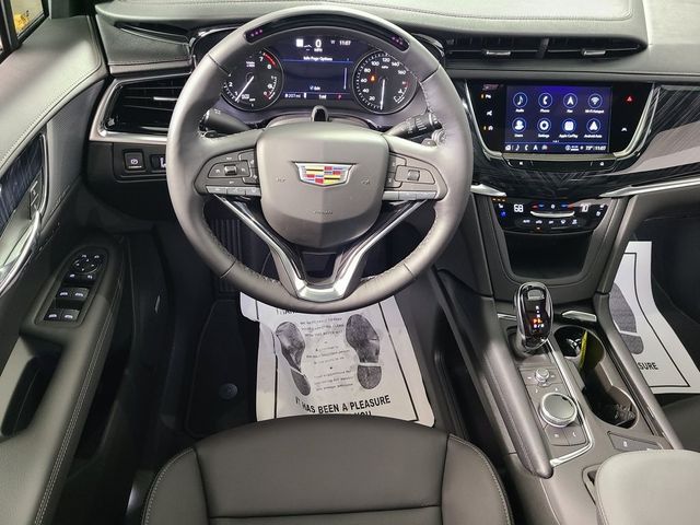 2025 Cadillac XT6 Premium Luxury