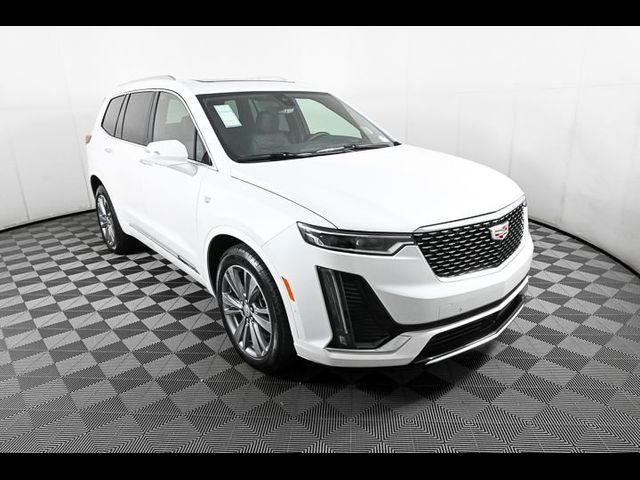 2025 Cadillac XT6 Premium Luxury
