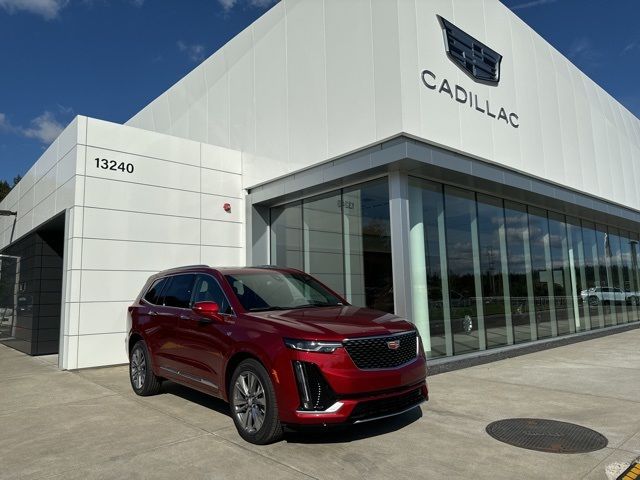 2025 Cadillac XT6 Premium Luxury