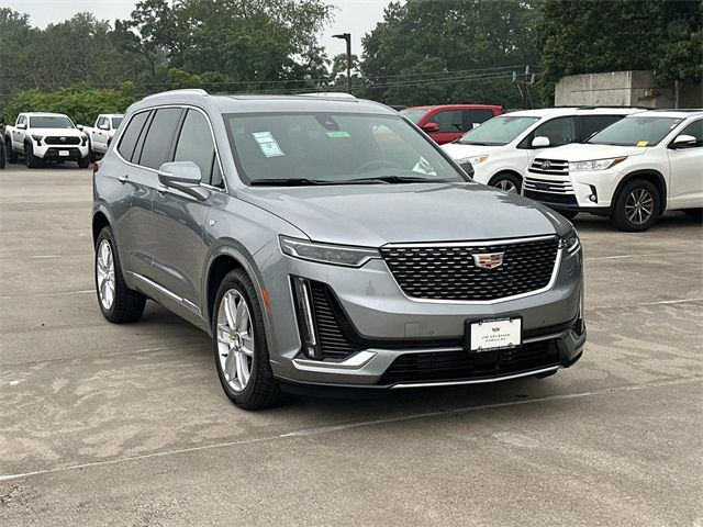 2025 Cadillac XT6 Premium Luxury