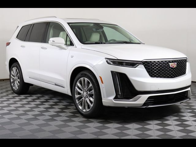 2025 Cadillac XT6 Premium Luxury