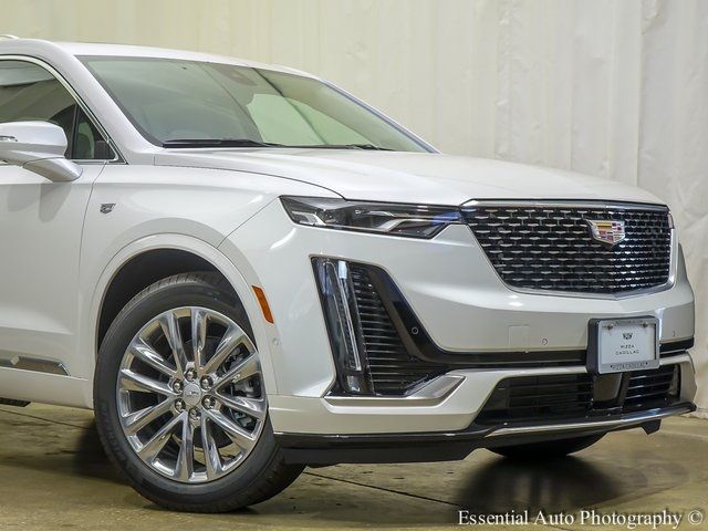 2025 Cadillac XT6 Premium Luxury