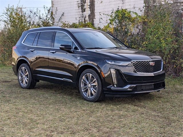 2025 Cadillac XT6 Premium Luxury