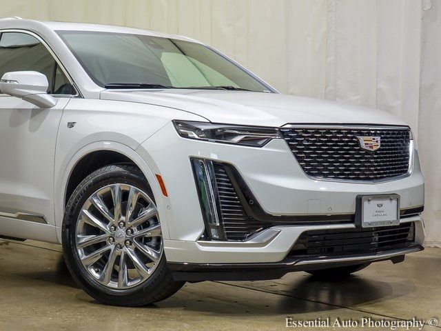 2025 Cadillac XT6 Premium Luxury