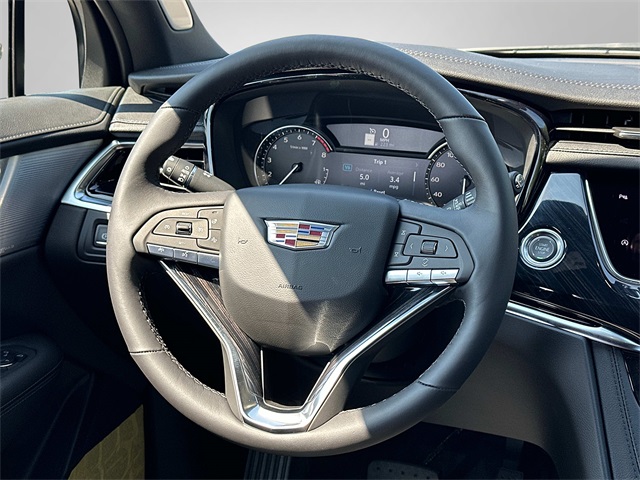 Vehicle image 5 of 18