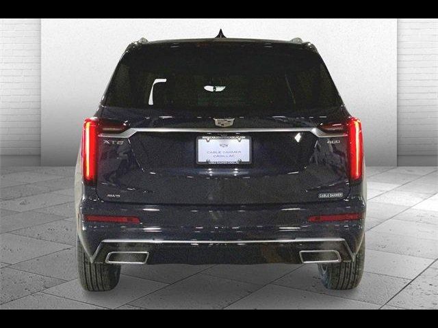 2025 Cadillac XT6 Premium Luxury