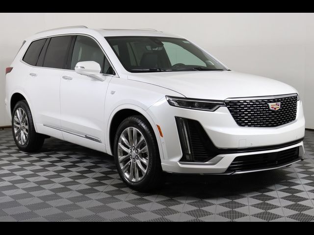 2025 Cadillac XT6 Premium Luxury